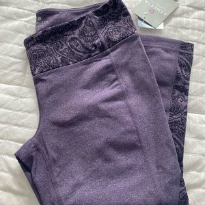 Athleta cropped leggings NWT